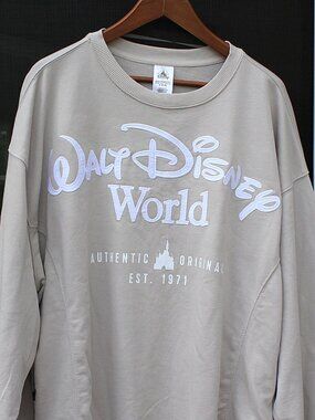 NWT Disney Parks Walt Disney World Sand Crewneck Pullover Womans Sweatshirt XL